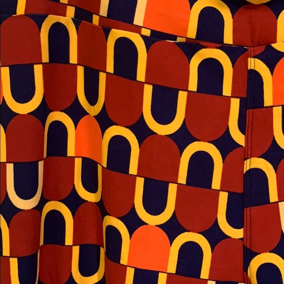 NWT Tall and Curvy LuLaRoe Leggings - Picture 3 of 4